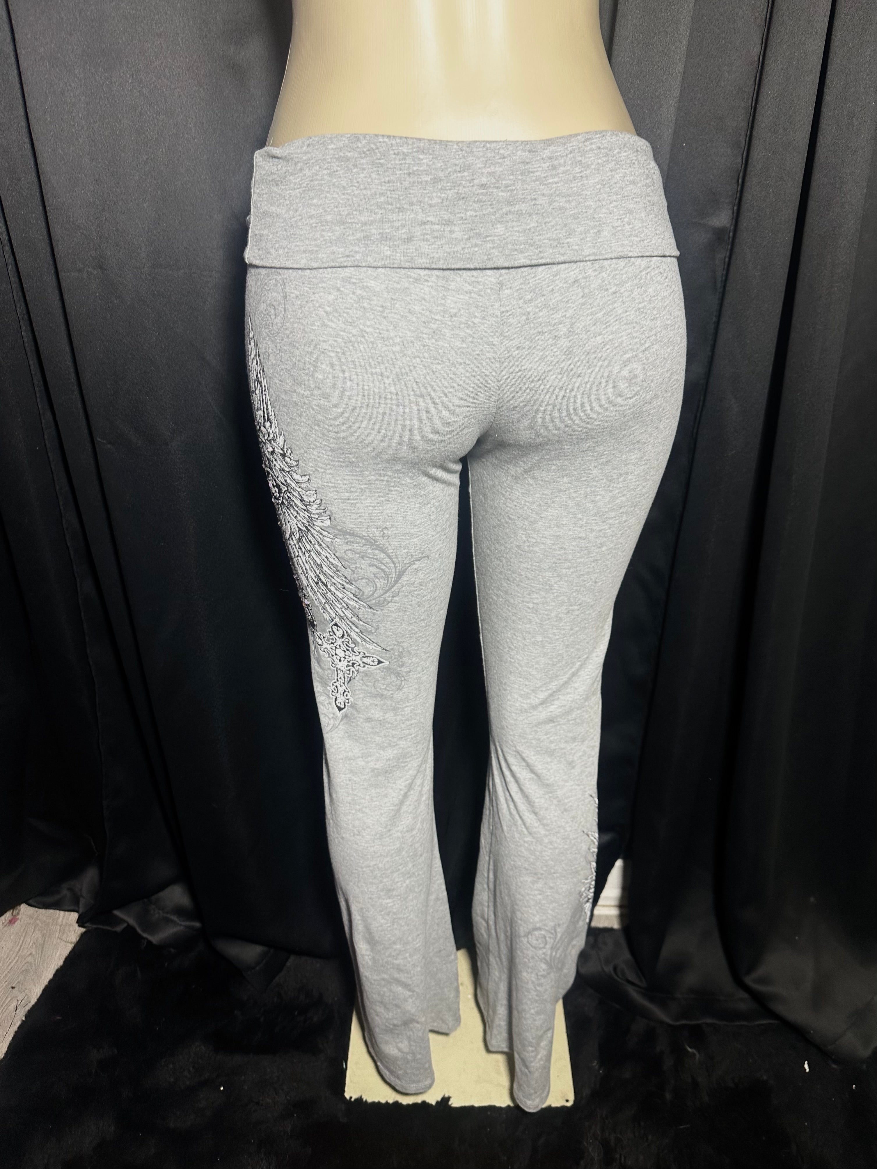Double cross grey yoga pants