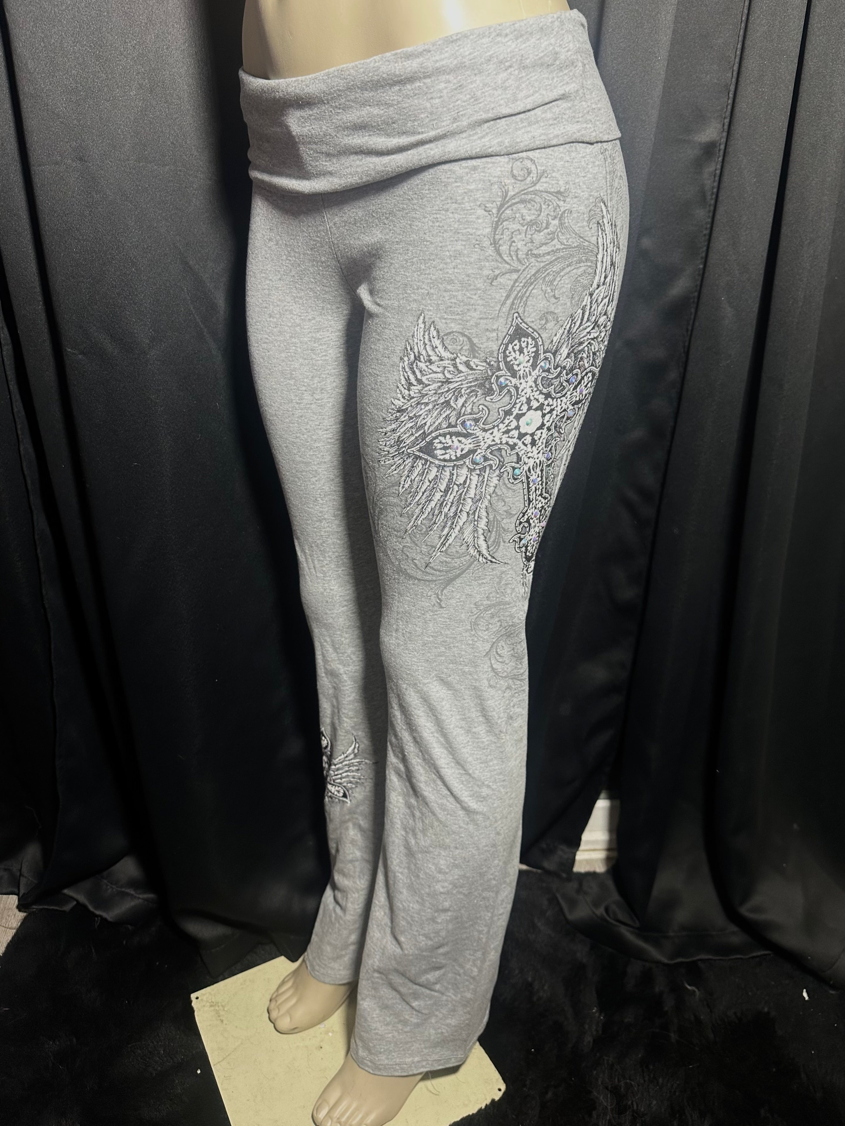 Double cross grey yoga pants